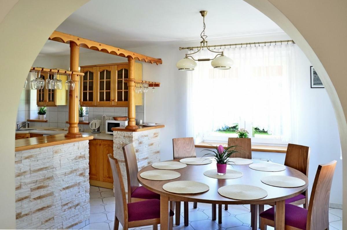 Willa U Basi Miłków Extérieur photo